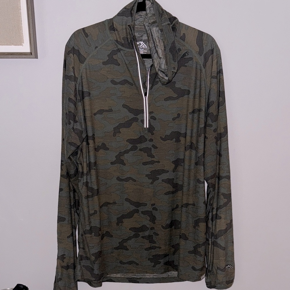 Men’s 100 percent merino wool  190 weight hoodie